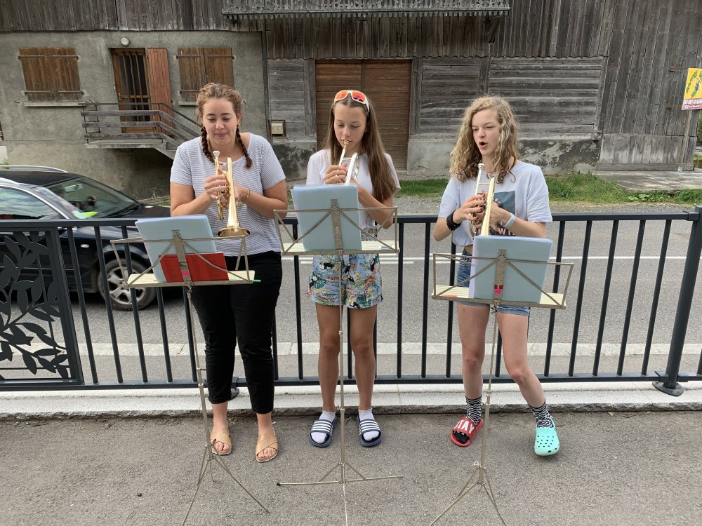 5F5BBEFA-B110-4434-B9B1-7C4995CAD46E