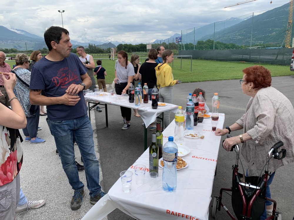 8AE13CD4-EBBC-4F79-87F0-3112C17603D8