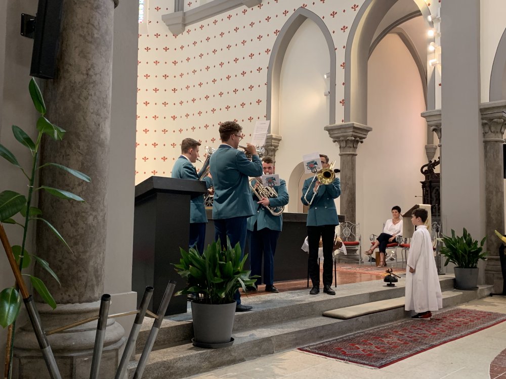 C4889A74-A343-4B3D-A98A-58422B2358D9