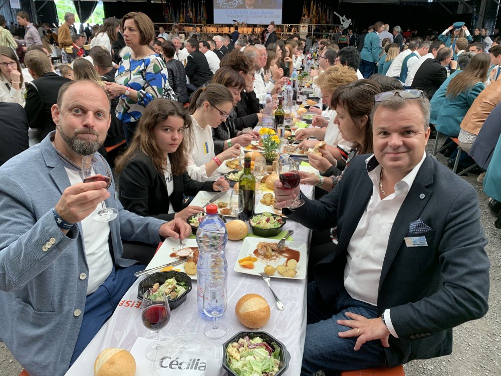 3EBB392D-293A-426C-9043-CD3C262268CB