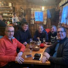 4D689386-F3F2-4F28-897F-E80AAAB55FA1